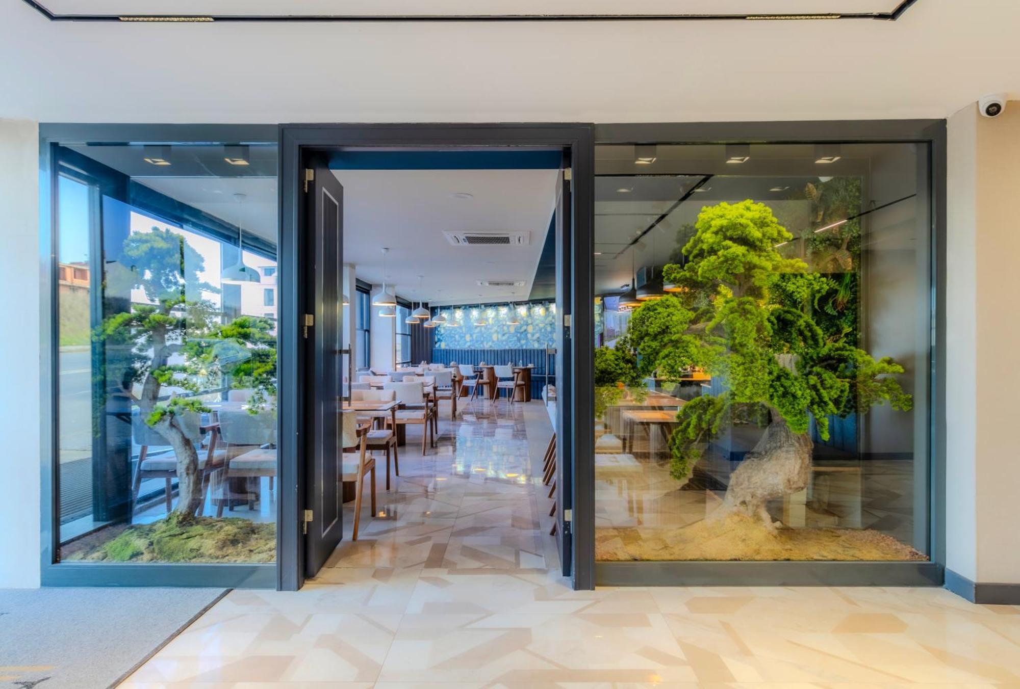 Heaven Premium Hotel Restaurant & Airport Shuttle Arnavutkoy Экстерьер фото