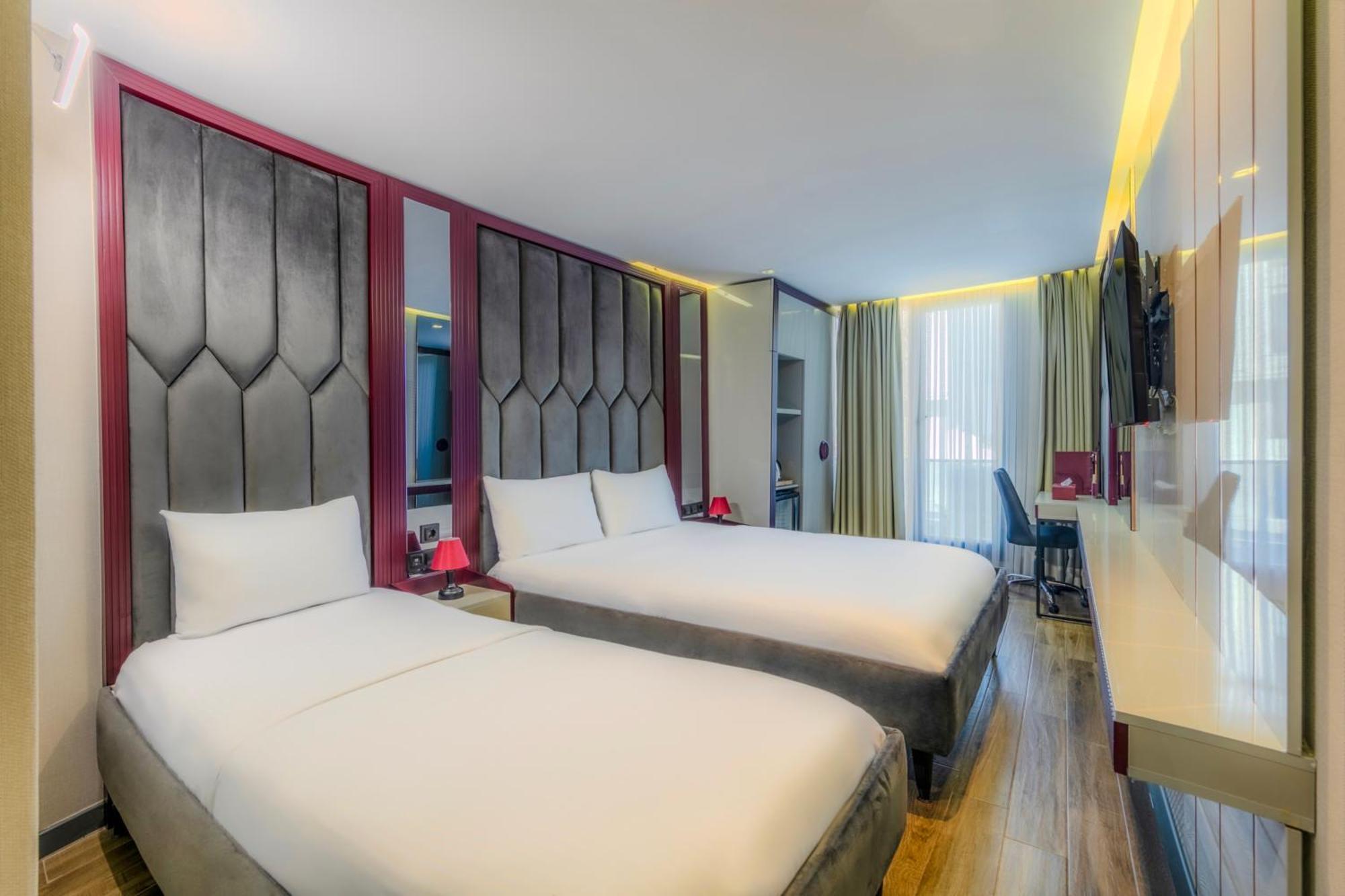 Heaven Premium Hotel Restaurant & Airport Shuttle Arnavutkoy Экстерьер фото