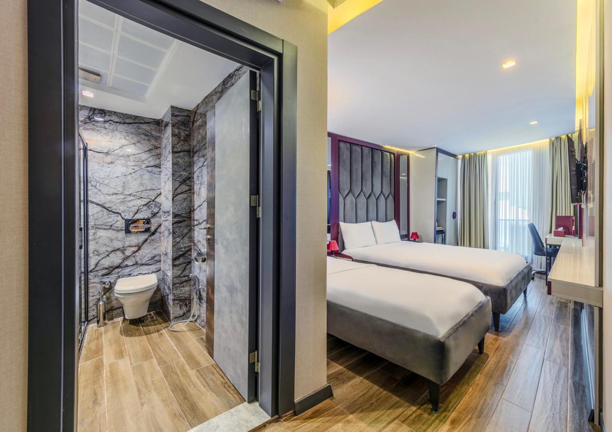Heaven Premium Hotel Restaurant & Airport Shuttle Arnavutkoy Экстерьер фото