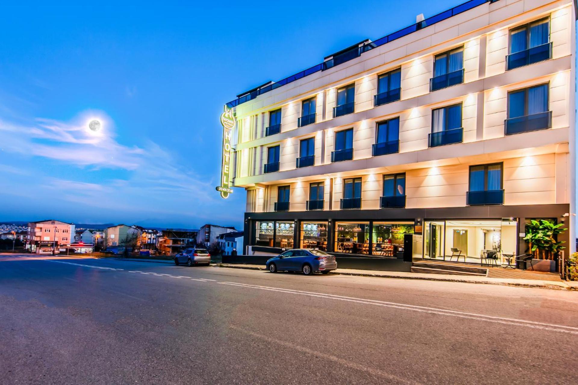 Heaven Premium Hotel Restaurant & Airport Shuttle Arnavutkoy Экстерьер фото